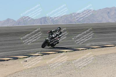 media/Oct-13-2025-Moto Forza (Mon) [[a66d839500]]/4-C Group/Session 2 (Bowl)/